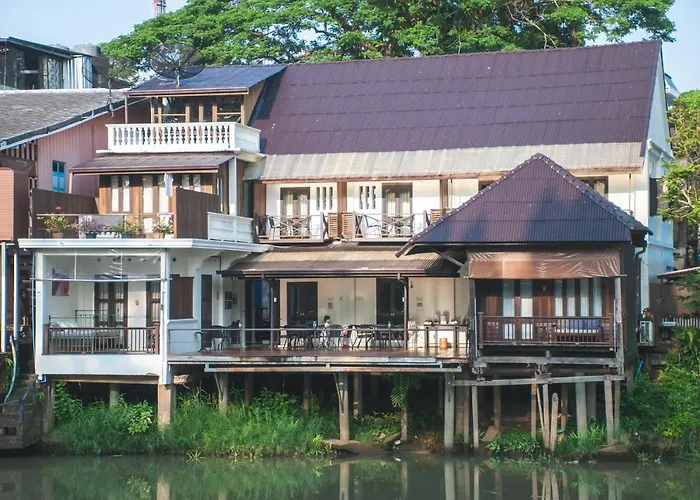 Baan Luang Rajamaitri Historic Inn